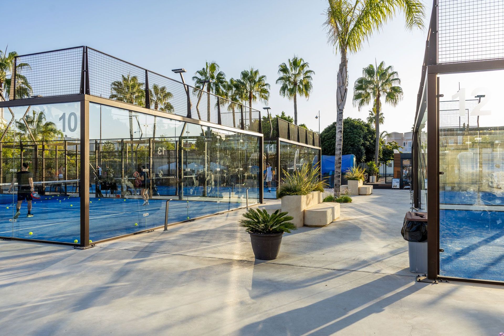 xlarge nueva alcantara club marbella